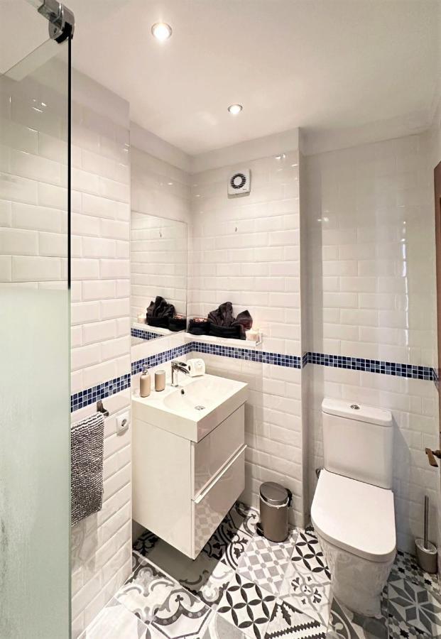 ולנסיה Your Sunny & Spacious Portview Home מראה חיצוני תמונה